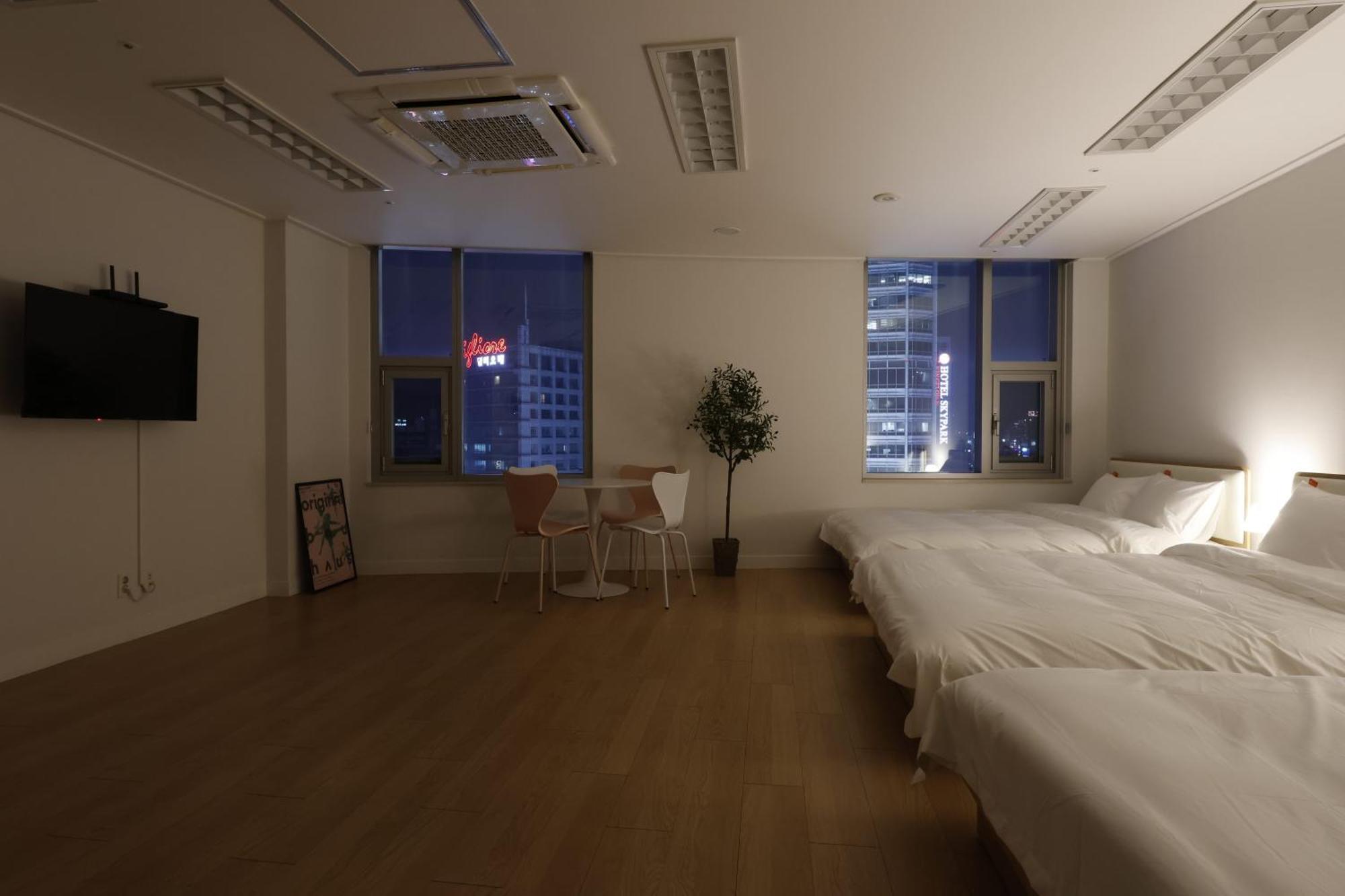 "Grand Opened" Maxtyle Guesthouse Dongdaemun Seul Esterno foto