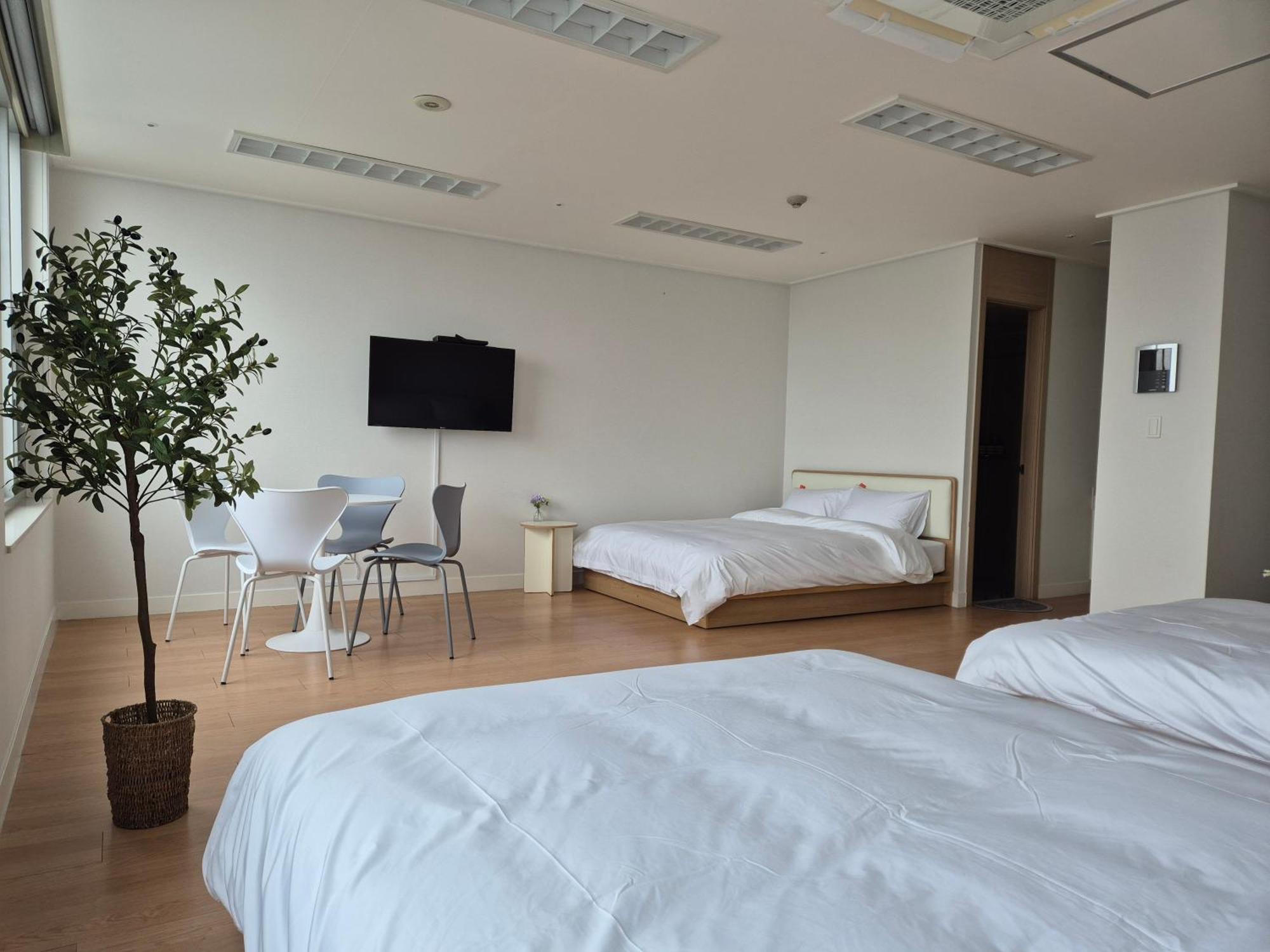 "Grand Opened" Maxtyle Guesthouse Dongdaemun Seul Esterno foto